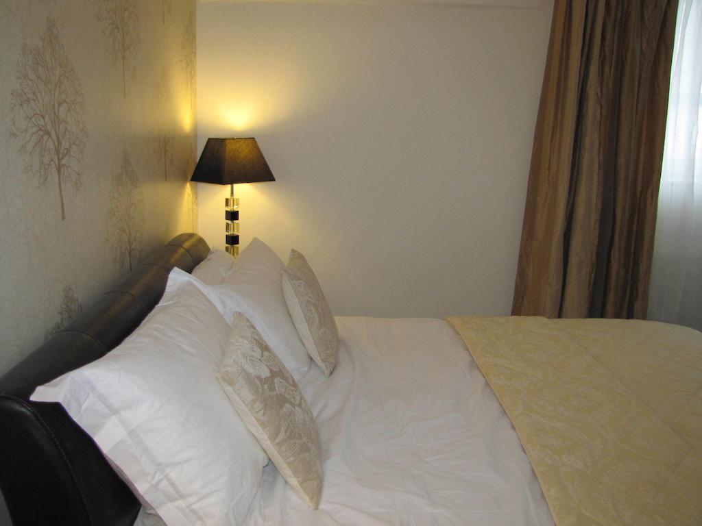 Bed and Breakfast Tregarth House Сент-Остел Номер фото